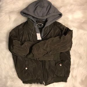 Hooded bomber jacket